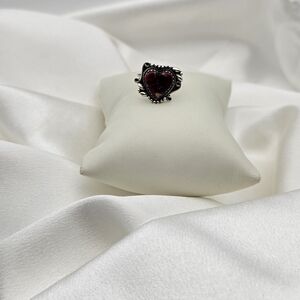 Heart-Shaped Sterling Silver 925 Blood Red Dahlia Lux Ring